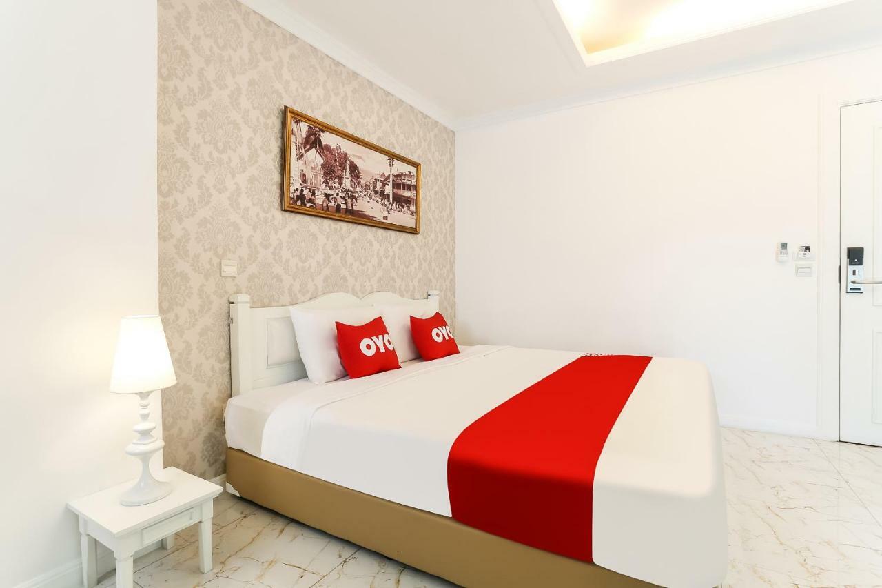 B2 Riverside Colonial Hotel Чиангмай Экстерьер фото